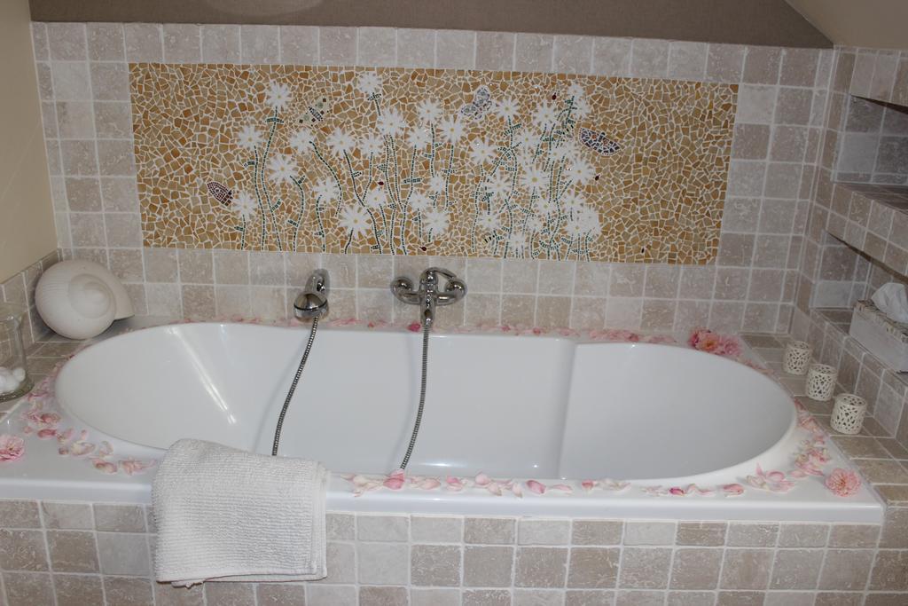 Moulin De Larcy Villa Ribérac Habitación foto